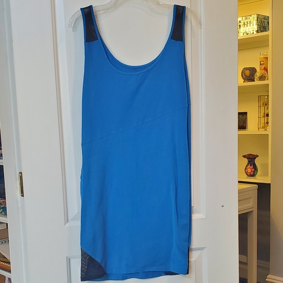 Mesh Detail Bodycon Dress - Picture 2 of 7